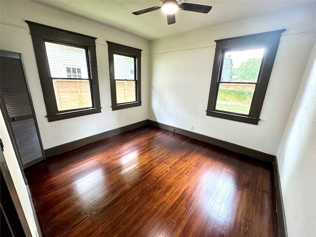 Building Photo - 407 Cordell St