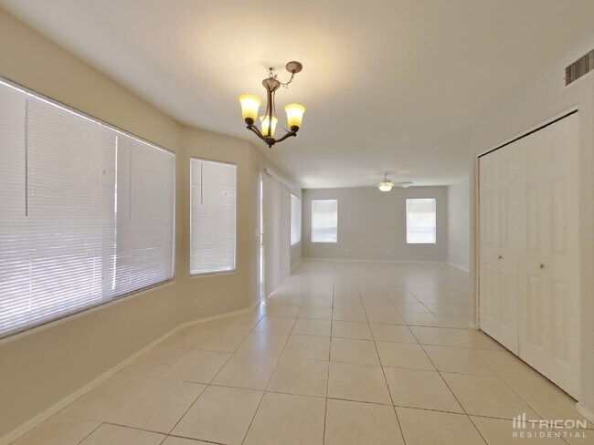 Building Photo - 4043 E Encinas Avenue Gilbert AZ