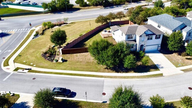 Building Photo - 16028 Cinca Terra Dr