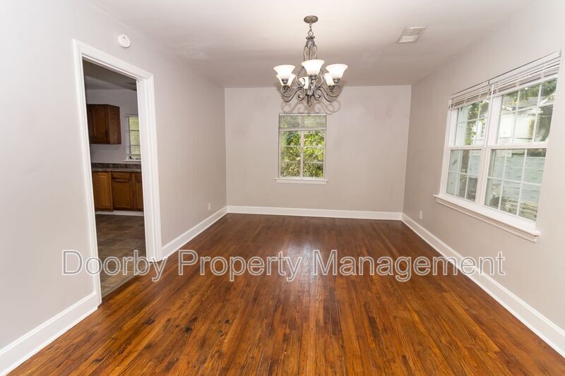 Building Photo - 124 S Seminole Dr
