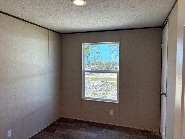 Building Photo - BRAND NEW 3 BED, 2 BATH MOBILE HOME IN PARK LOCATED IN EAGLE SPRINGS