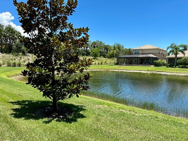 Building Photo - 6532 Monterey Point