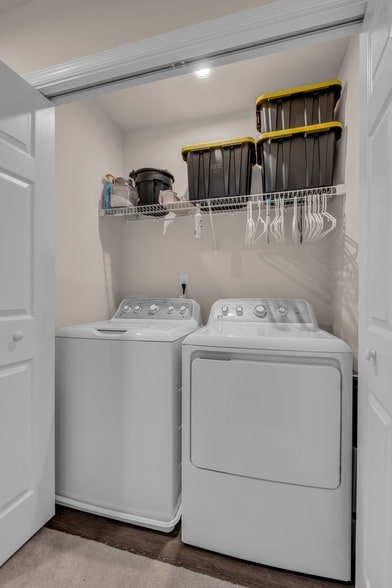 Building Photo - 420 Park Ave