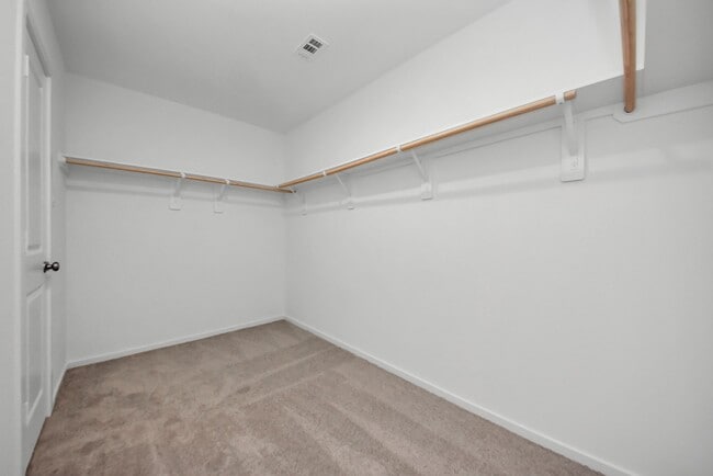 Building Photo - 10410 Birds Nest Dr