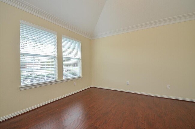 Building Photo - 7114 Cornflower Ln