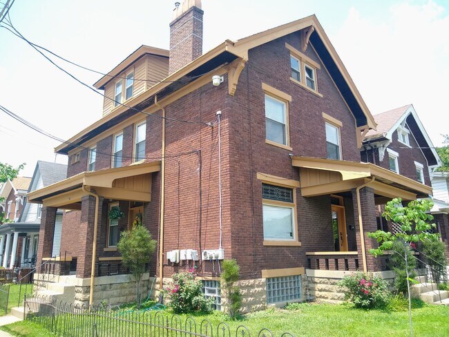 Building Photo - 1735 Eastern Ave
