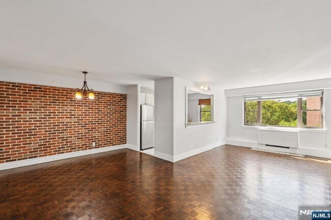 Building Photo - 8800 JFK Blvd E