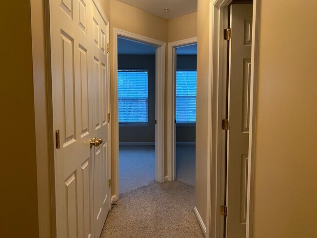 Building Photo - 1638 Benoli Ct