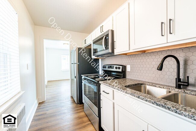 Building Photo - 1823 Griswold Dr