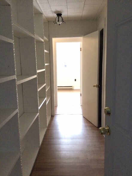 Hallway and Indoor Entrance - 5 Adirondack Rd