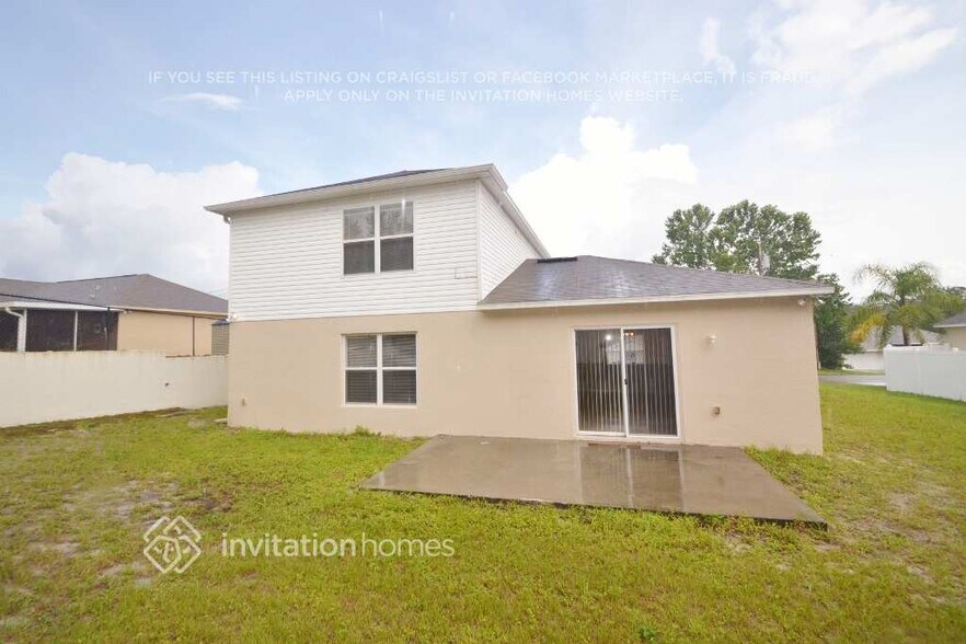 Building Photo - 1556 Deerfield Ave