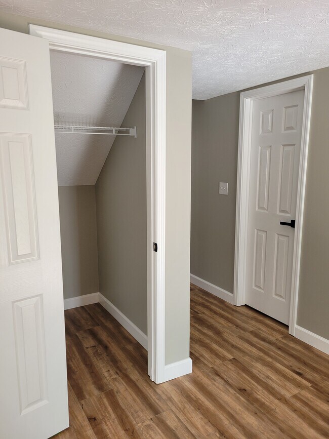 Building Photo - 12920 St Andrews Way