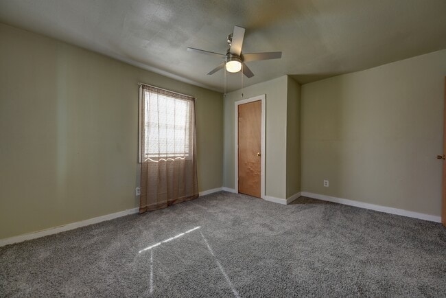 Building Photo - 19976 Washington Brg Rd