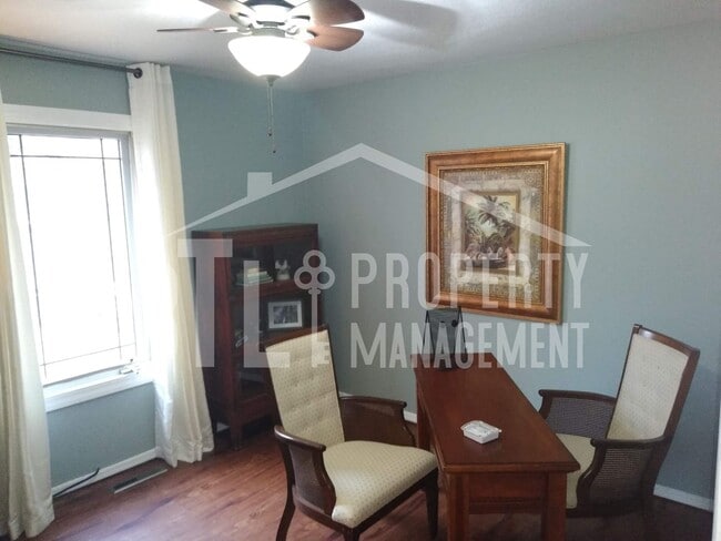 Building Photo - Furnished Kimberling City Duplex! ALL UTIL...