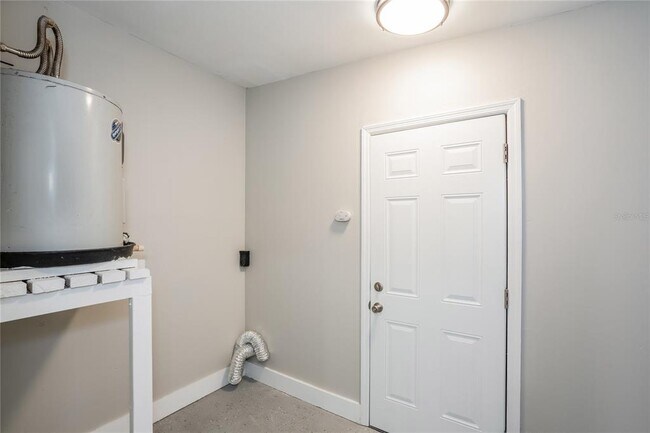 Building Photo - 8716 78th Pl