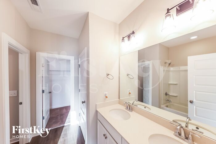 Building Photo - 71 Co Rd 1702