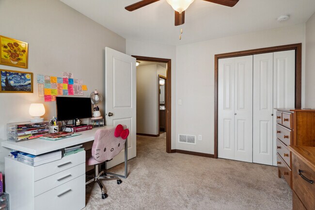 Building Photo - 868 McCollister Ct