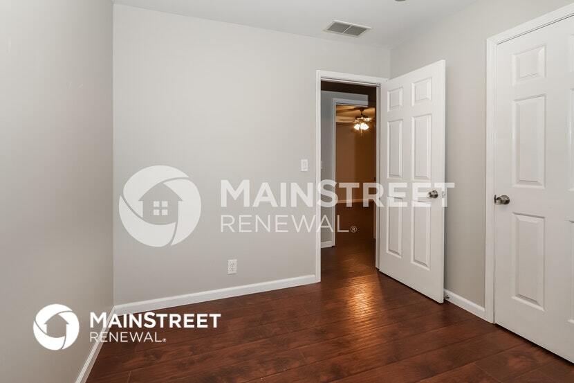 Building Photo - 6191 Jeffrey Dr