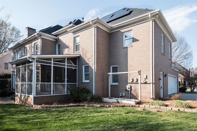 Building Photo - Waterfront Community Estate Home at Sterling Pointe in Cornelius