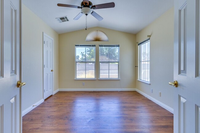 Building Photo - SE!! 4 Bedrooms!! Single Story!! NO HOA!! 3 Car Garage!!! Pool!!! Spa!!! RV Parking!!! Low mainte...