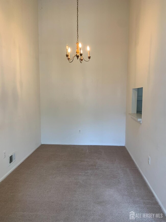 Building Photo - 17 Voscek Ct