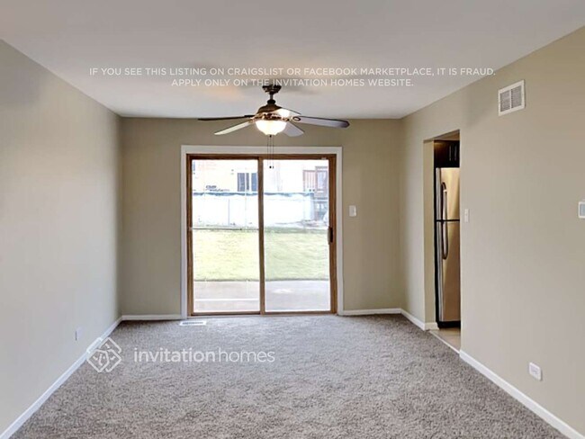 Building Photo - 15416 Ridgeland Ave