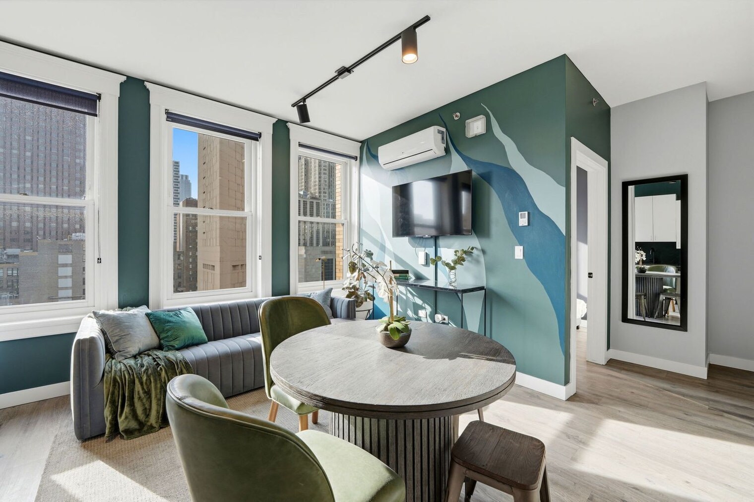 Building Photo - 417 S Dearborn St