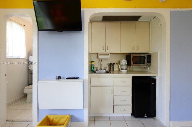 Building Photo - 7300 Ocean Terrace