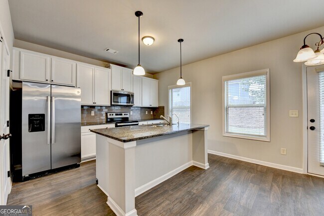 Building Photo - 1145 Glenwyck Dr