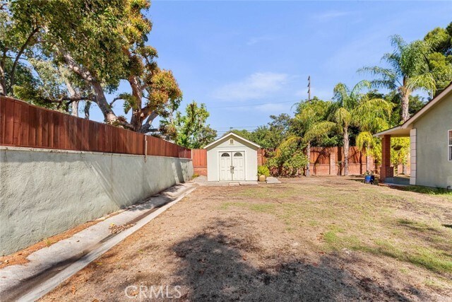 Building Photo - 13936 Magnolia Blvd