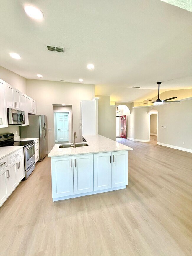 Building Photo - Winter Park 3/2 - GREAT CONDITION