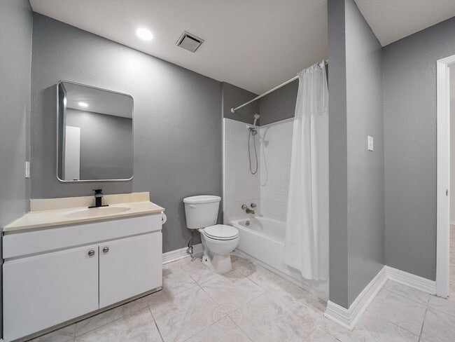 Building Photo - 15522 Winter Briar Dr