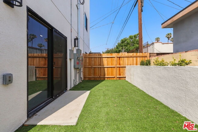 Building Photo - 2936 West Blvd