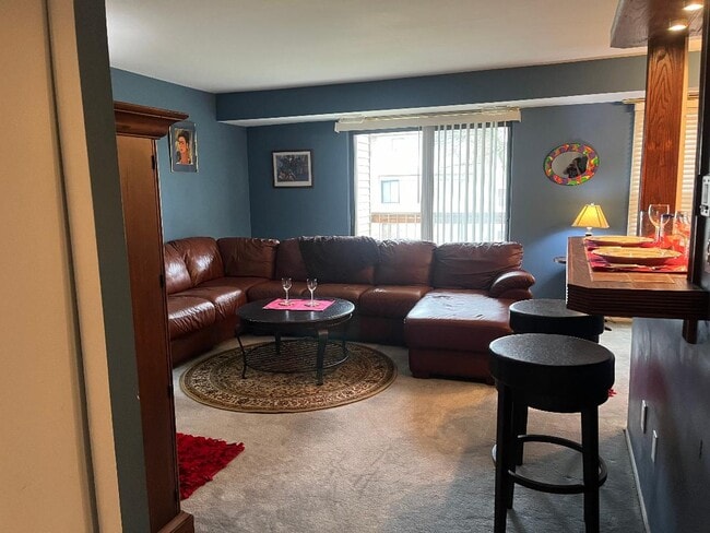 Building Photo - 30475 W 14 Mile Rd