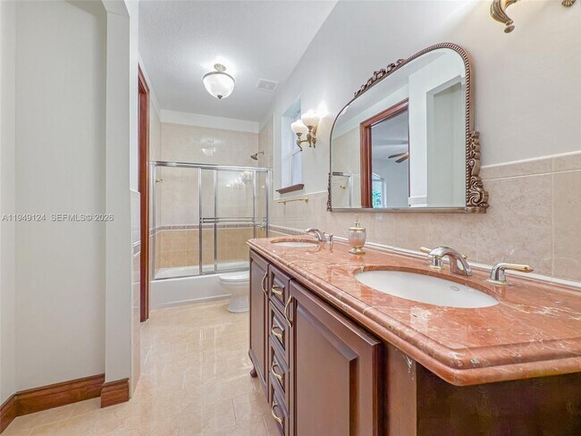 Building Photo - 8480 SW 98th St