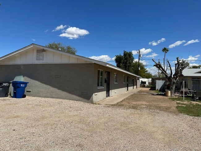 Building Photo - 373 N Nevada St