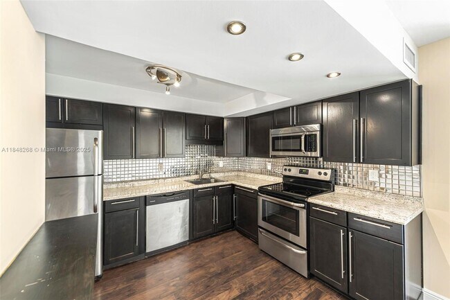 Building Photo - 501 Three Islands Boulevard