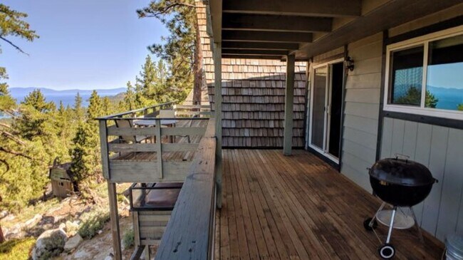 Primary Photo - "Million Dollar Views" This home offers br...