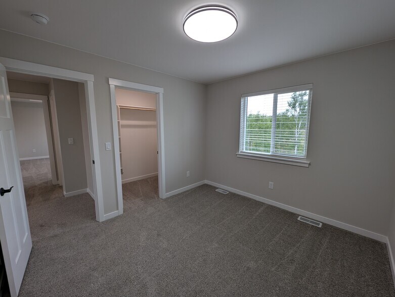 Bedrooom 2 - Facing Out - 1983 S Alliance Country Dr