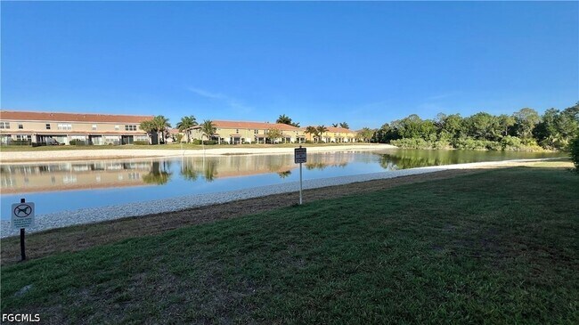 Building Photo - 11540 Villa Grand