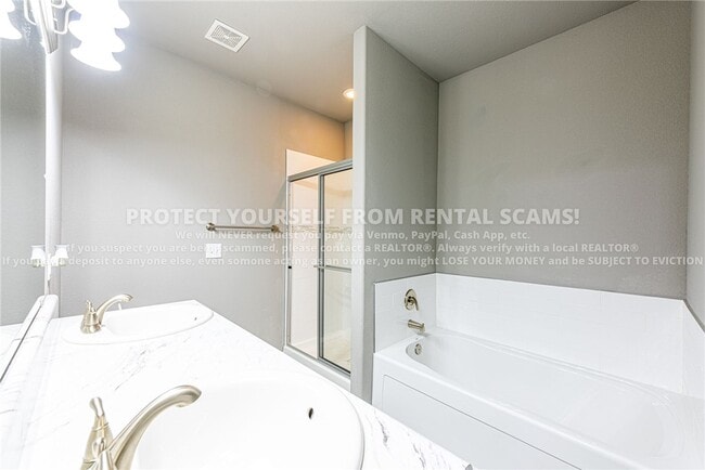 Building Photo - 1291 S Springfield Dr