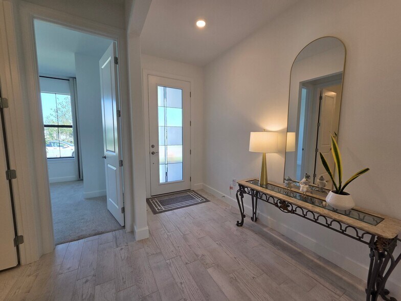 Building Photo - 5719 Silverside Pne Ct