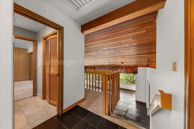 Building Photo - 5203 N Mulvaney Ct