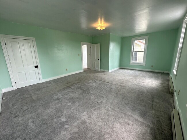 Building Photo - LEASE PENDING! Large Two Bedroom Apartment in Westminster