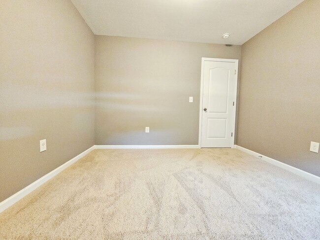 Building Photo - Well Maintained Home  Built in 2019