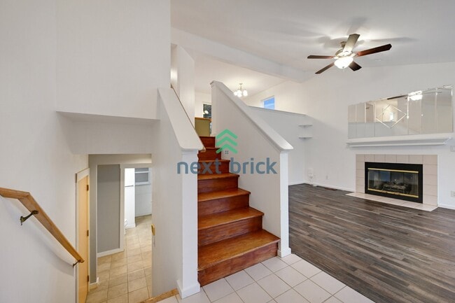 Building Photo - 4 BED & 3 BATH SINGLE FAMILY HOUSE FOR RENT