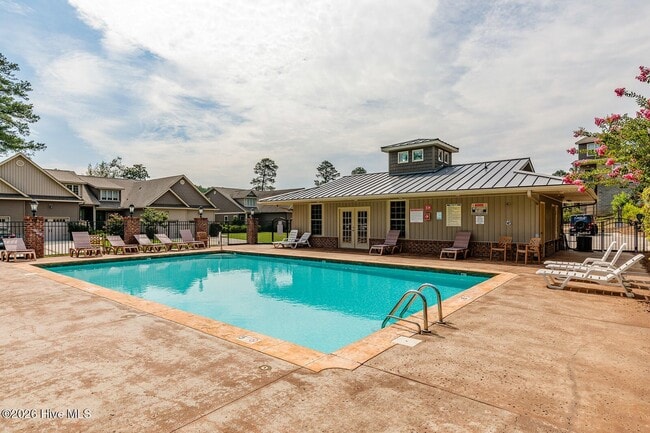 Building Photo - 22 Cypress Cir