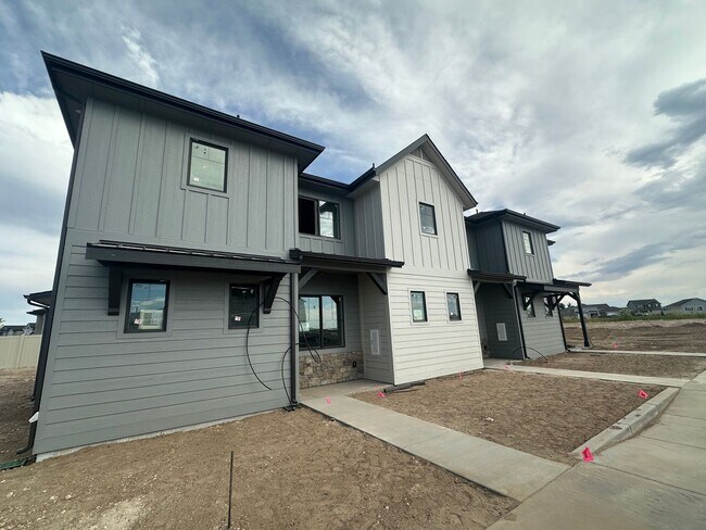 Building Photo - 4095 S Lone Pne Wy