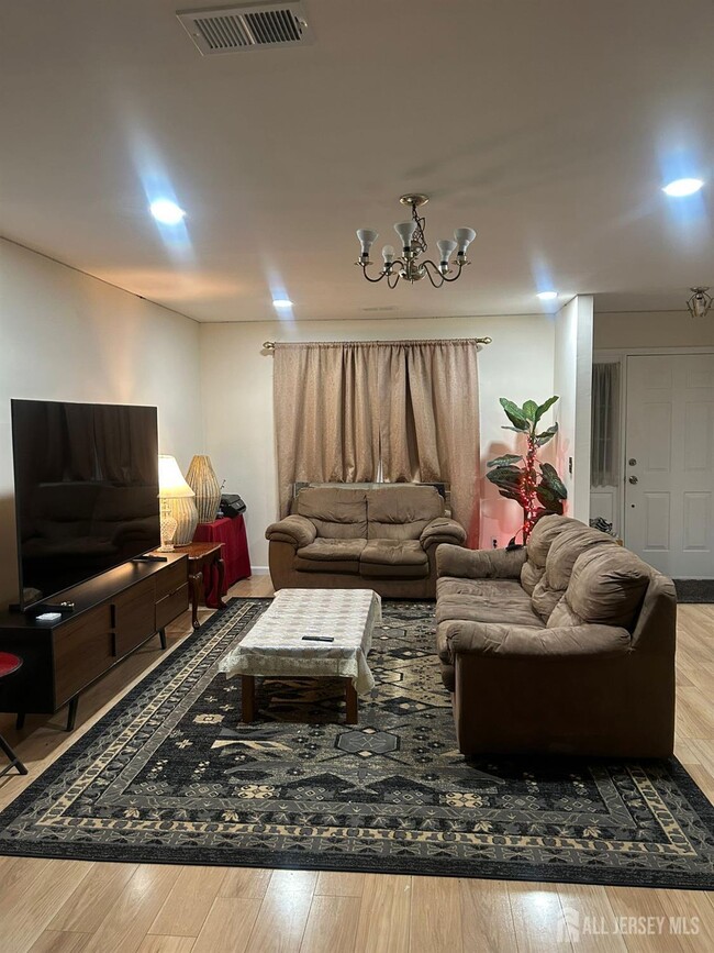 Primary Photo - 36 Rainford Rd