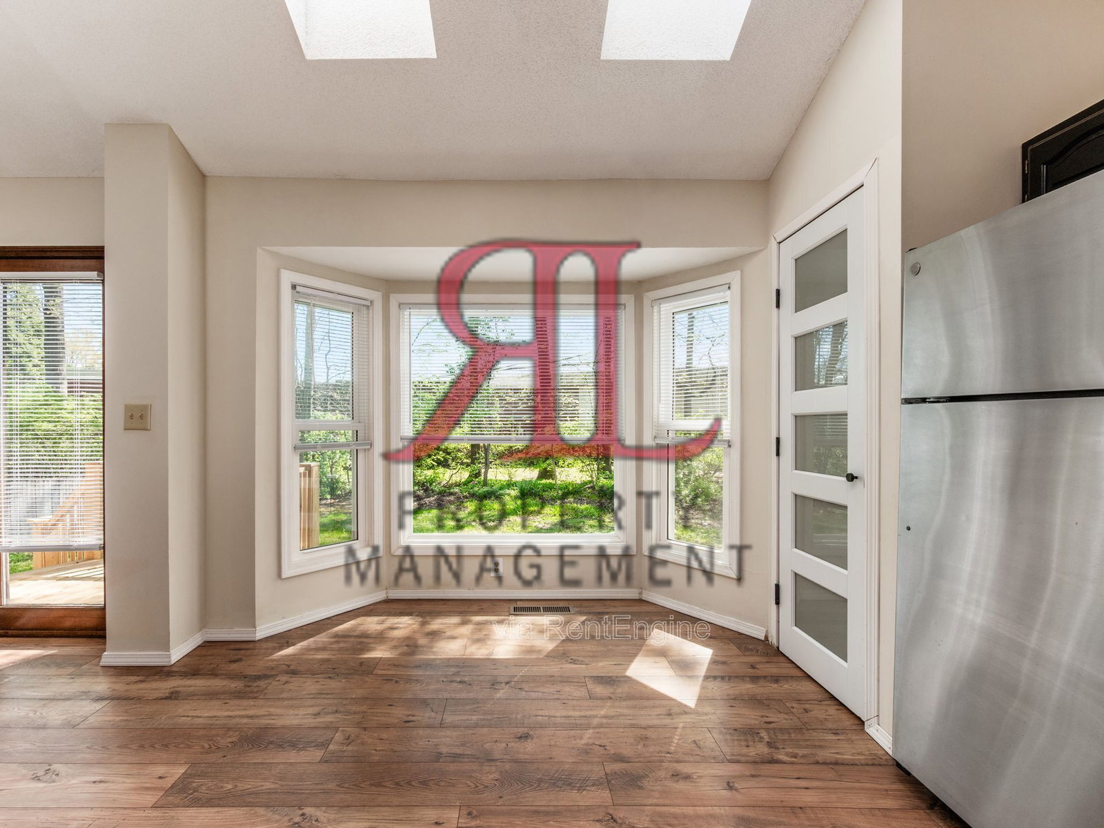 Building Photo - 7448 Gardenview Pl